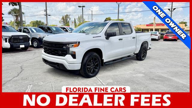 Used 2025 Chevrolet Silverado 1500 Custom w/ Turbomax Blackout Package RWD image 1