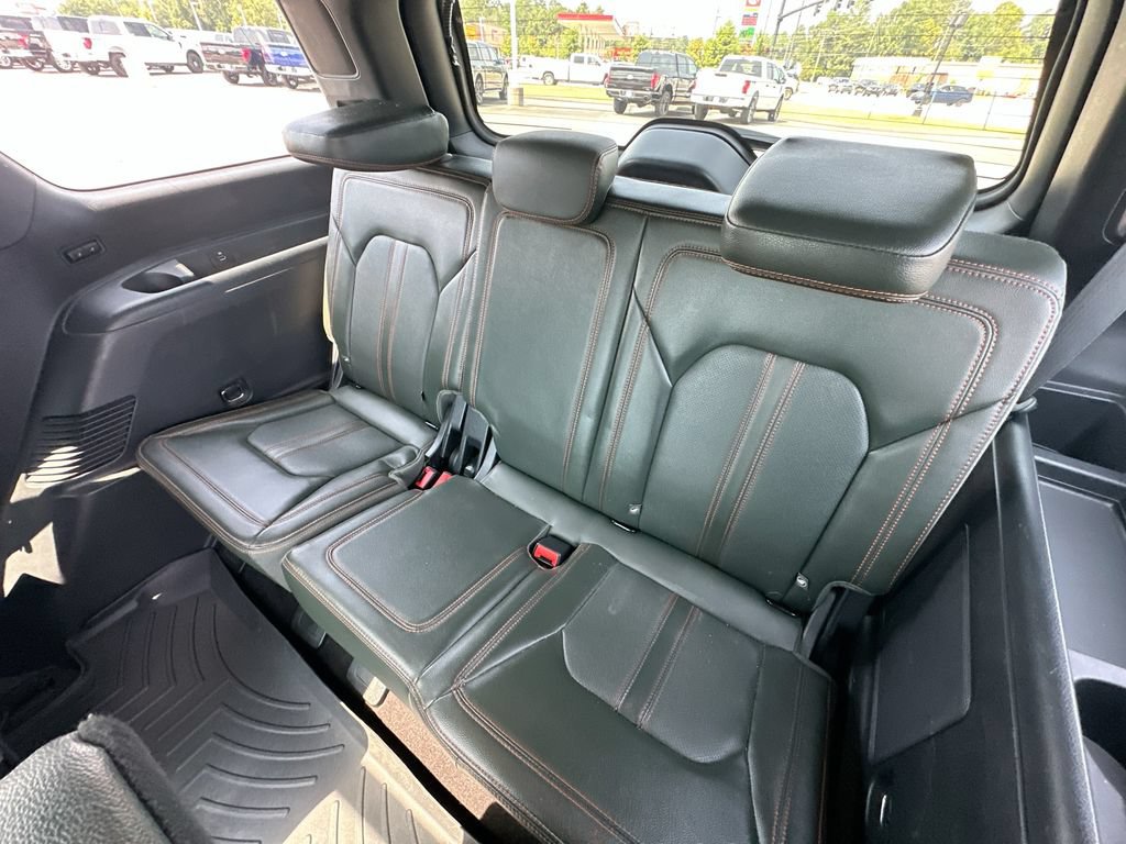 Used 2022 Ford Expedition Timberline AWD/4WD image 4