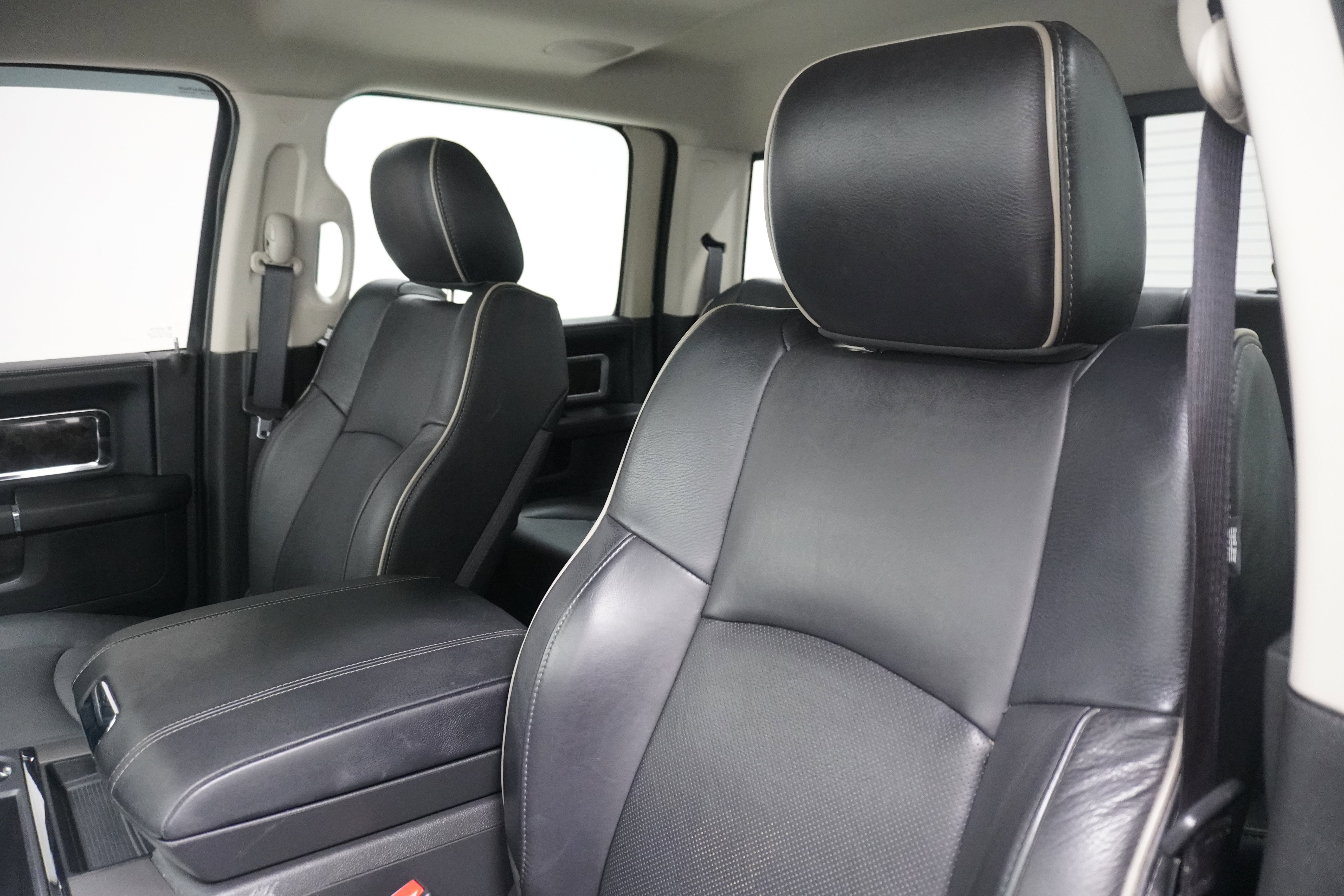 Used 2012 RAM 2500 Limited AWD/4WD image 11