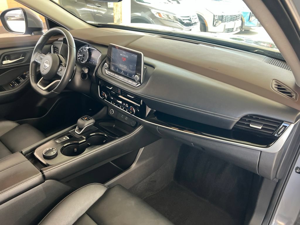 Certified 2023 Nissan Rogue SL AWD/4WD image 22