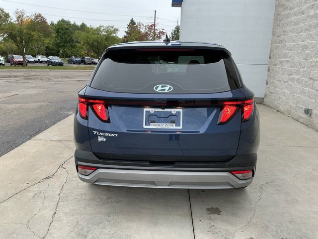 Used 2025 Hyundai Tucson SE FWD image 7