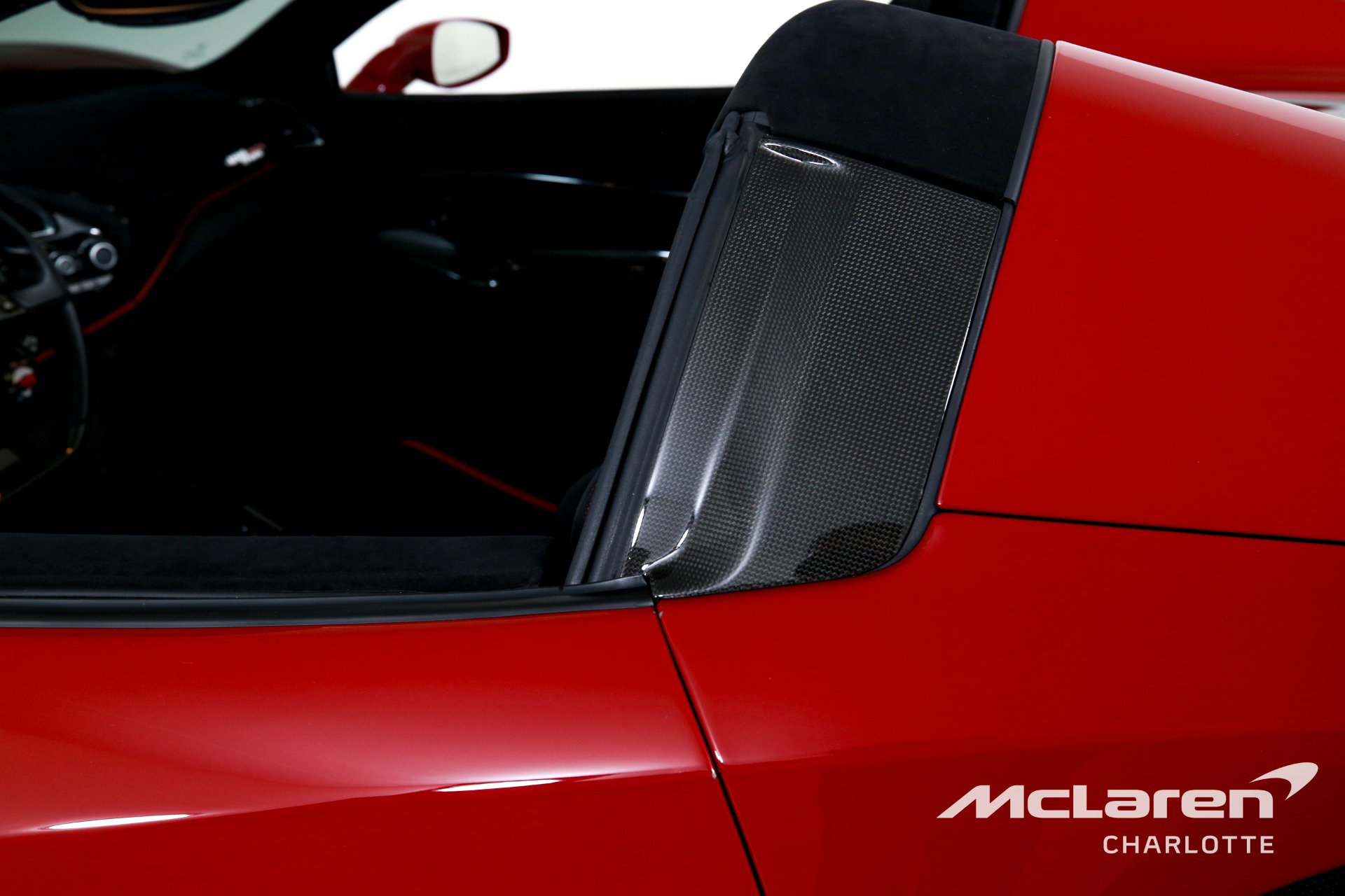 Used 2020 Ferrari 488 Pista Spider image 39