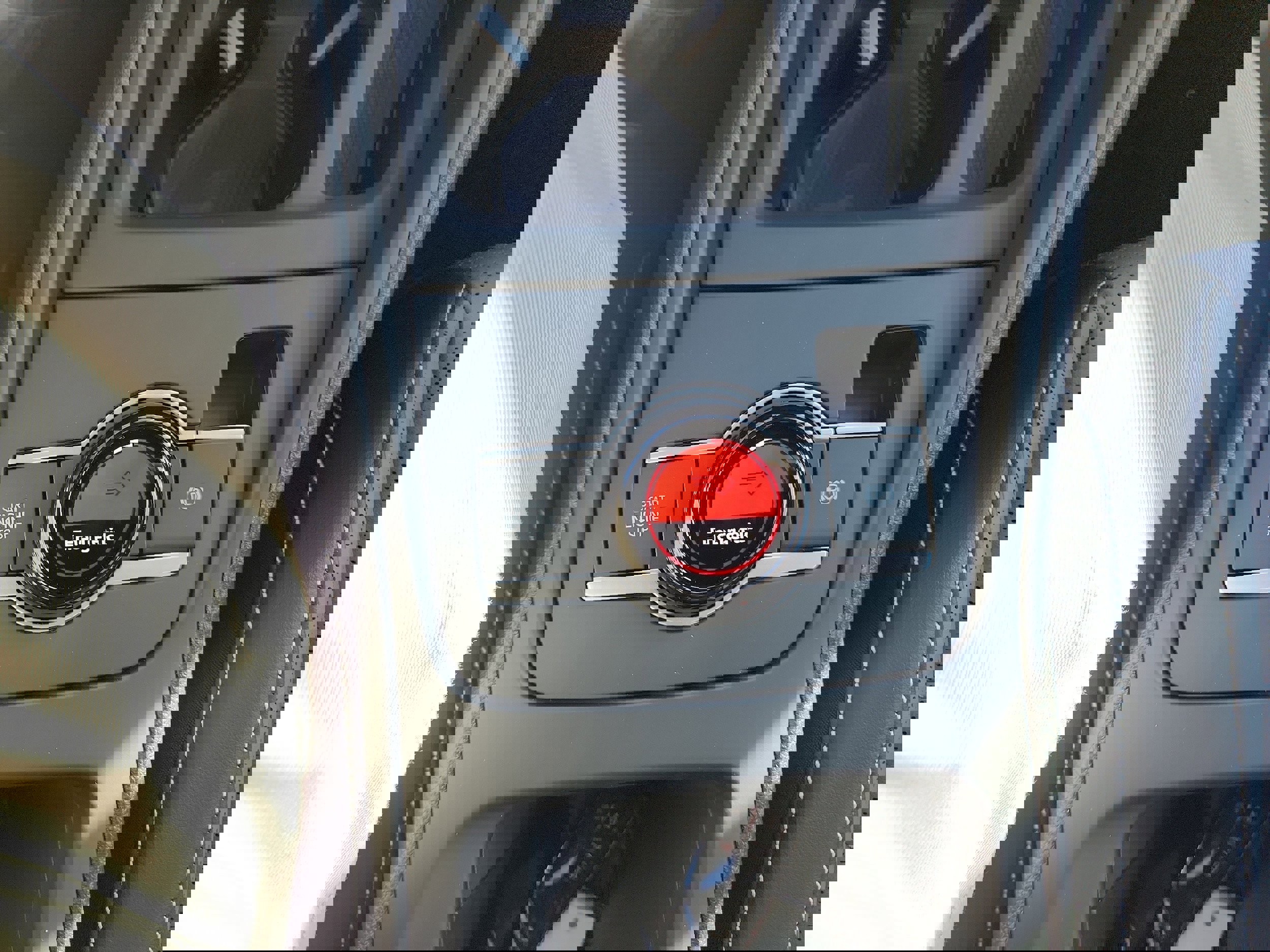 New 2026 Volkswagen Tiguan SE R-Line image 19