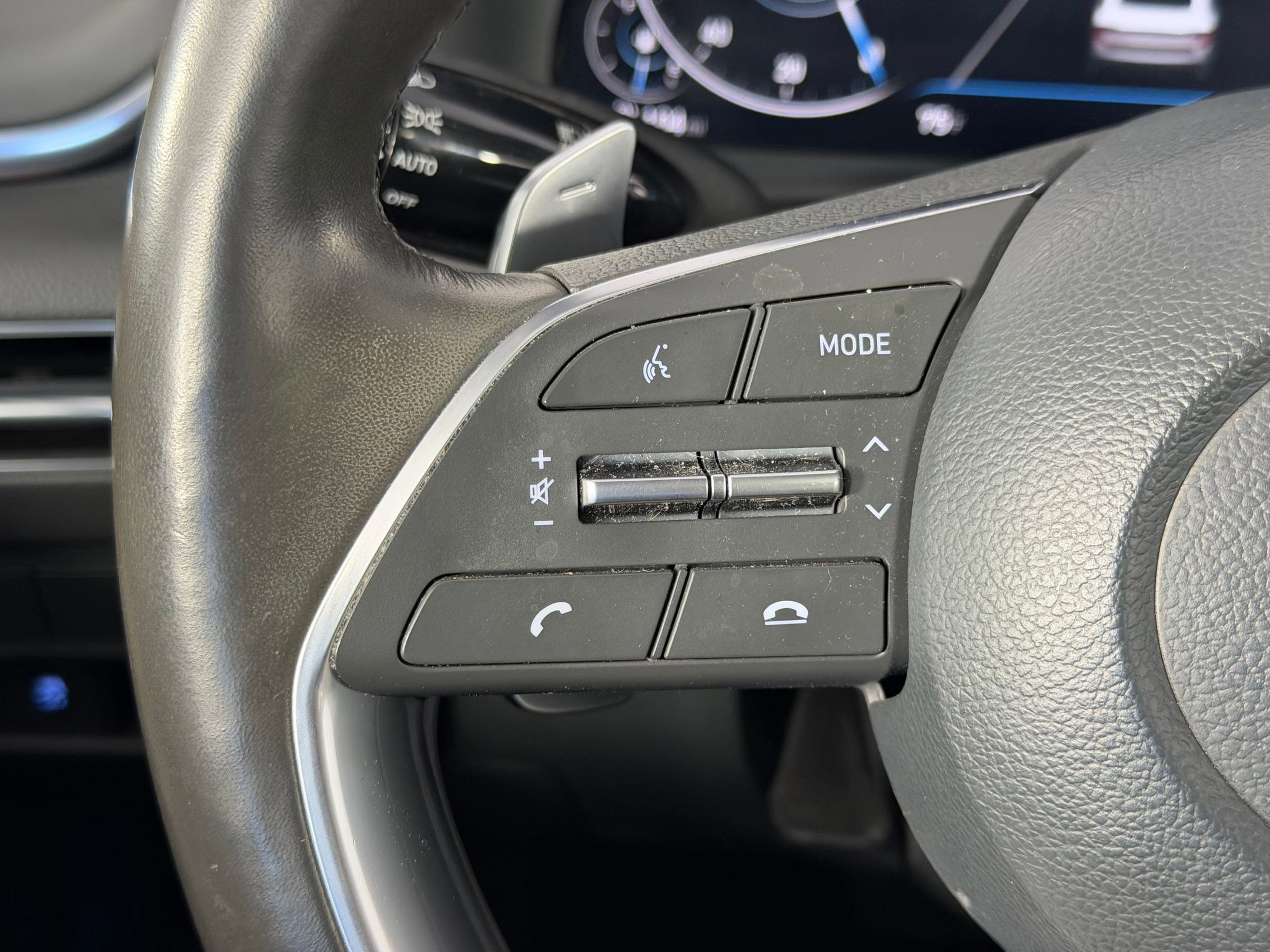 Used 2023 Hyundai Sonata Limited image 14