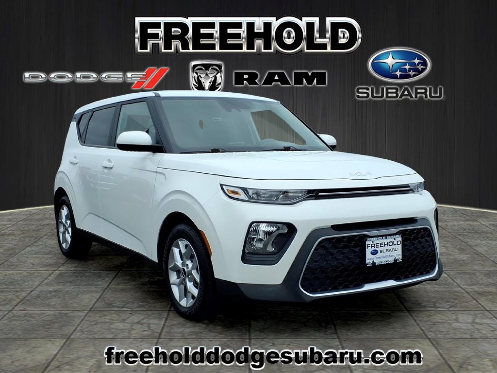 Used 2022 Kia Soul LX w/ Technology Package