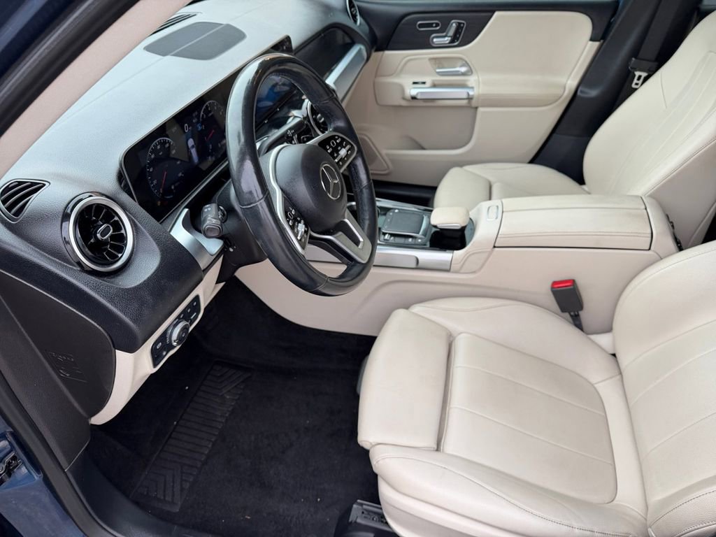 Used 2021 Mercedes-Benz GLB 250 4MATIC image 10