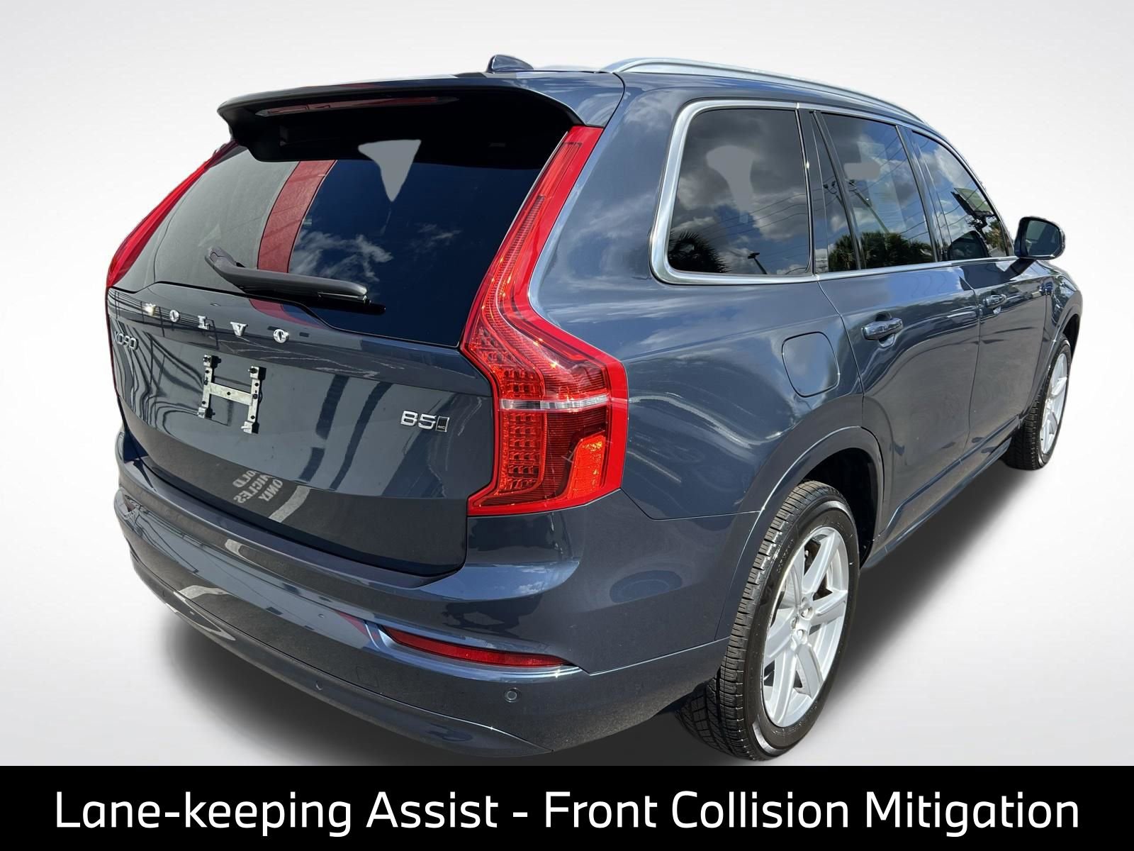 Used 2023 Volvo XC90 B5 Core AWD/4WD image 9