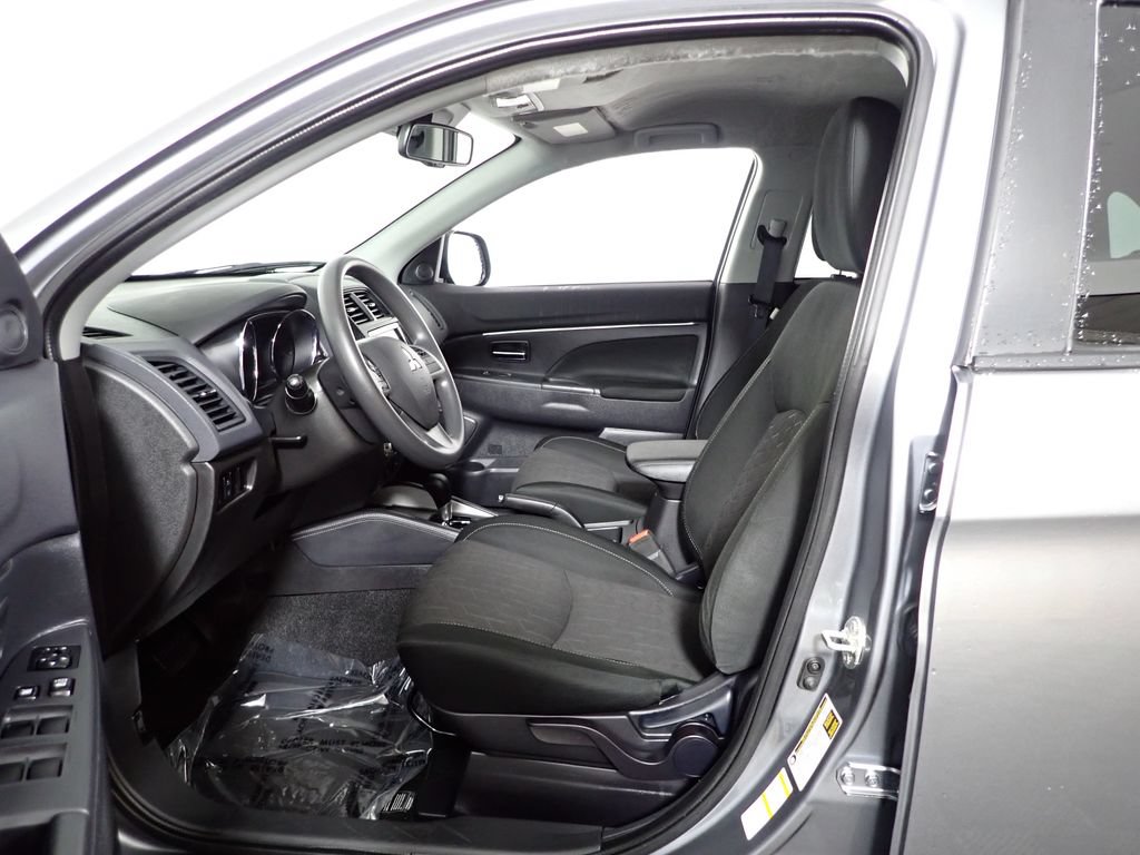 Used 2022 Mitsubishi Outlander Sport ES AWD/4WD image 18