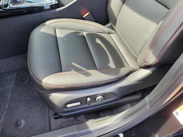 New 2026 Chevrolet Trax RS w/ Sunroof Package image 14