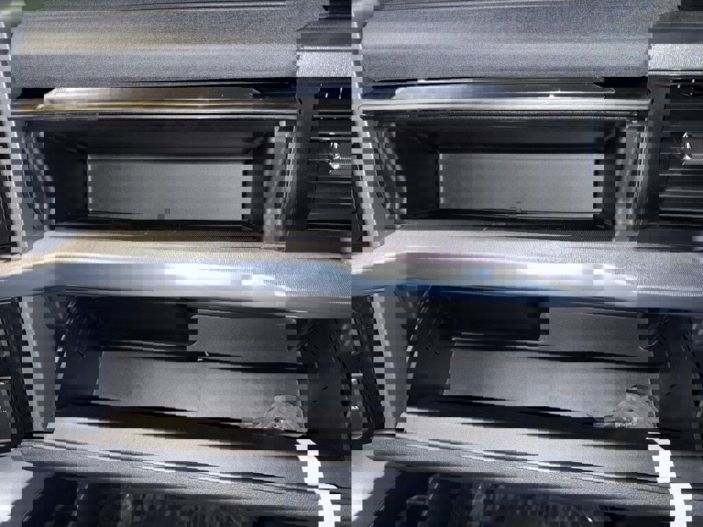 New 2025 Ford F150 Lariat w/ Equipment Group 501A Mid image 42