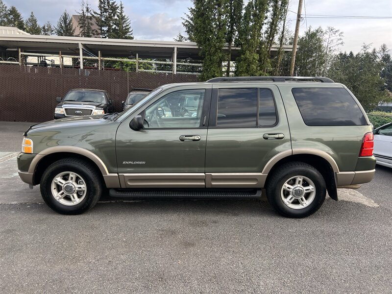 Used 2002 Ford Explorer Eddie Bauer AWD/4WD image 2