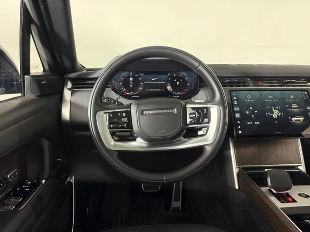 Used 2024 Land Rover Range Rover SE AWD/4WD image 26