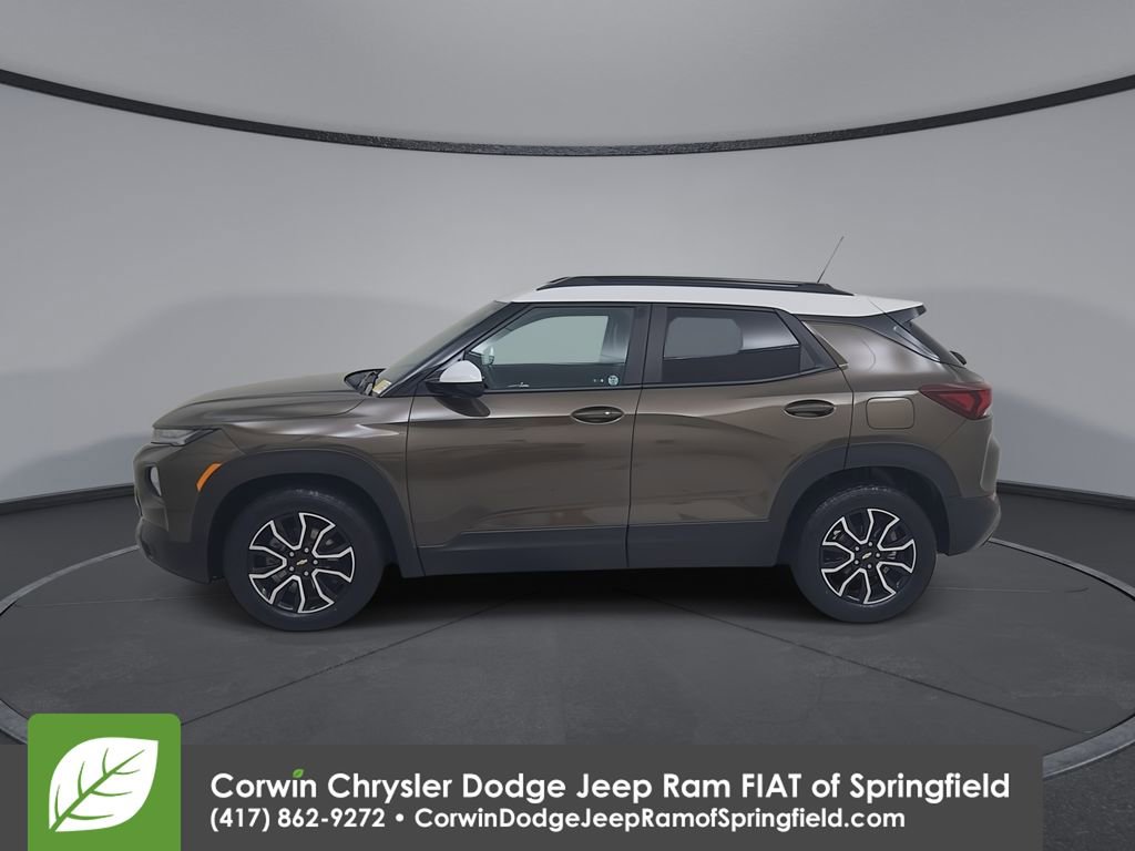 Used 2021 Chevrolet TrailBlazer ACTIV w/ Technology Package FWD image 9