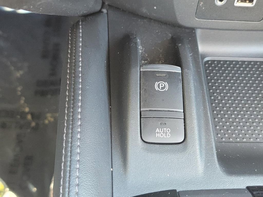 Used 2018 Nissan Rogue SL w/ Premium Package AWD/4WD image 26