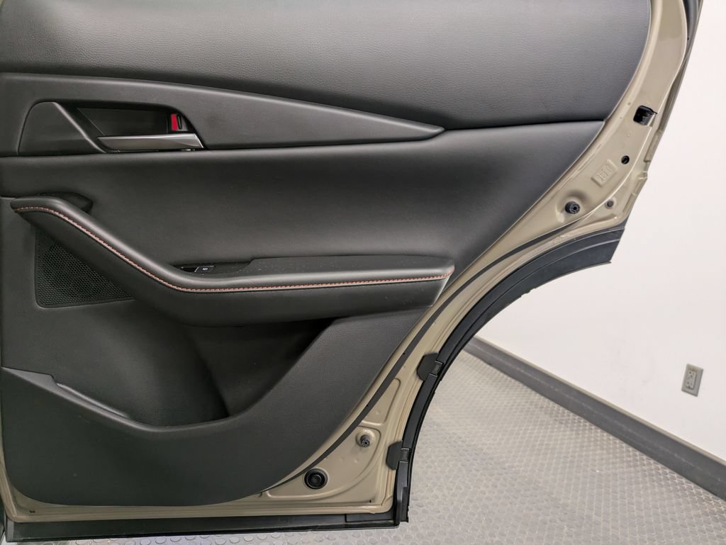 Certified 2025 MAZDA CX-30 Carbon AWD/4WD image 26