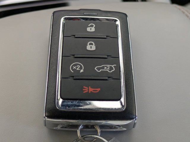 Used 2022 Jeep Grand Cherokee Overland image 33