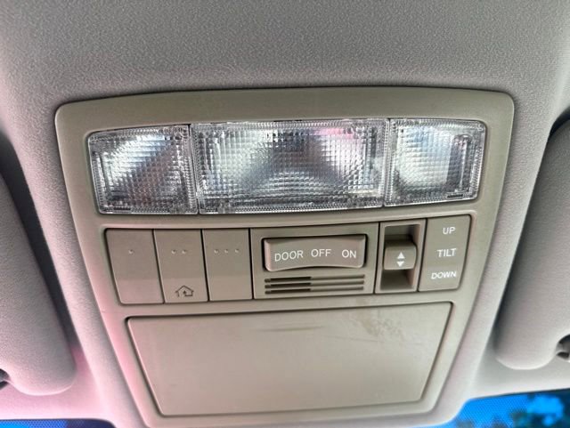 Used 2007 Toyota Camry Hybrid FWD image 30