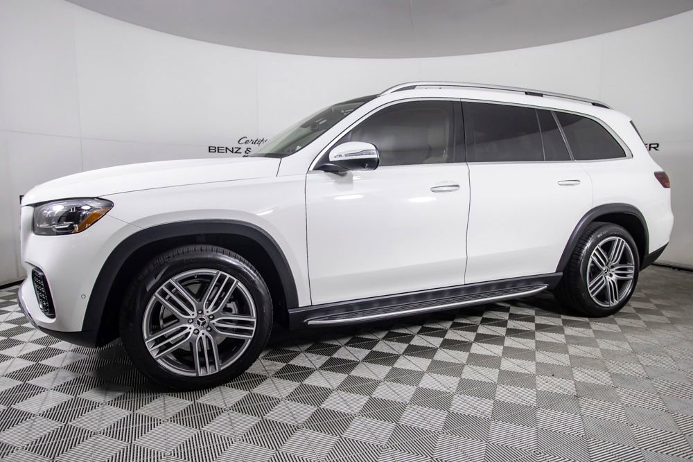 Used 2026 Mercedes-Benz GLS 450 4MATIC image 10