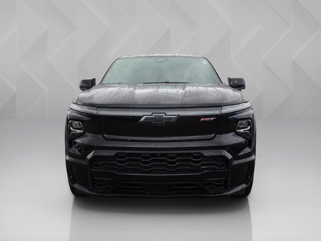 Used 2024 Chevrolet Silverado EV RST AWD/4WD image 7