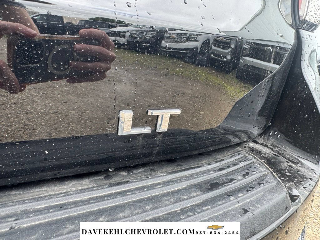Used 2024 Chevrolet Tahoe LT w/ LT Signature Package AWD/4WD image 5