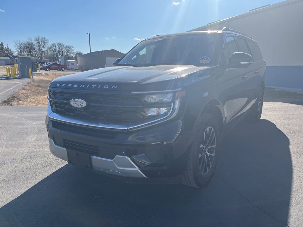 Used 2025 Ford Expedition Max Platinum image 8