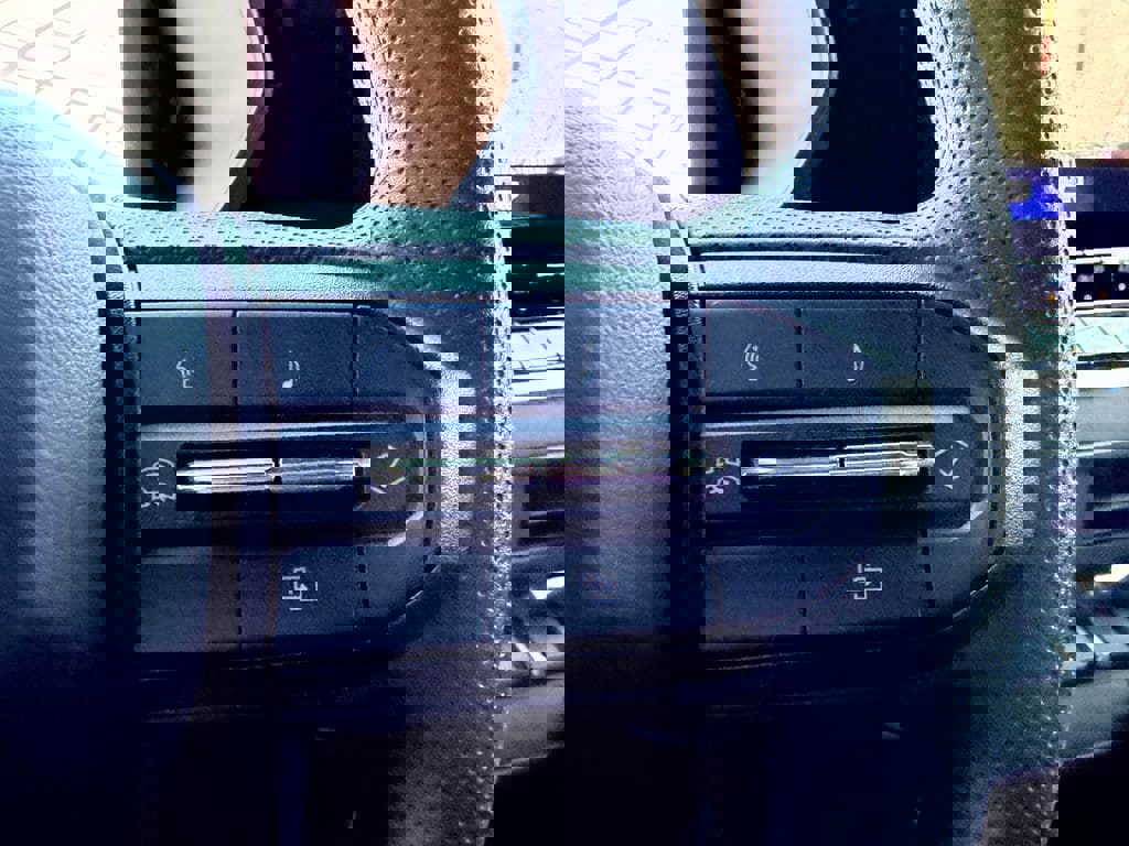 Certified 2025 Chevrolet Colorado W/T w/ WT Custom Package image 31