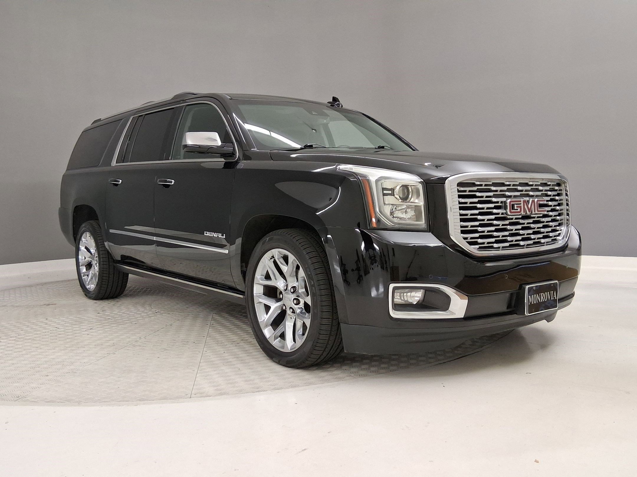 Used 2019 GMC Yukon XL Denali w/ Denali Ultimate Package image 5