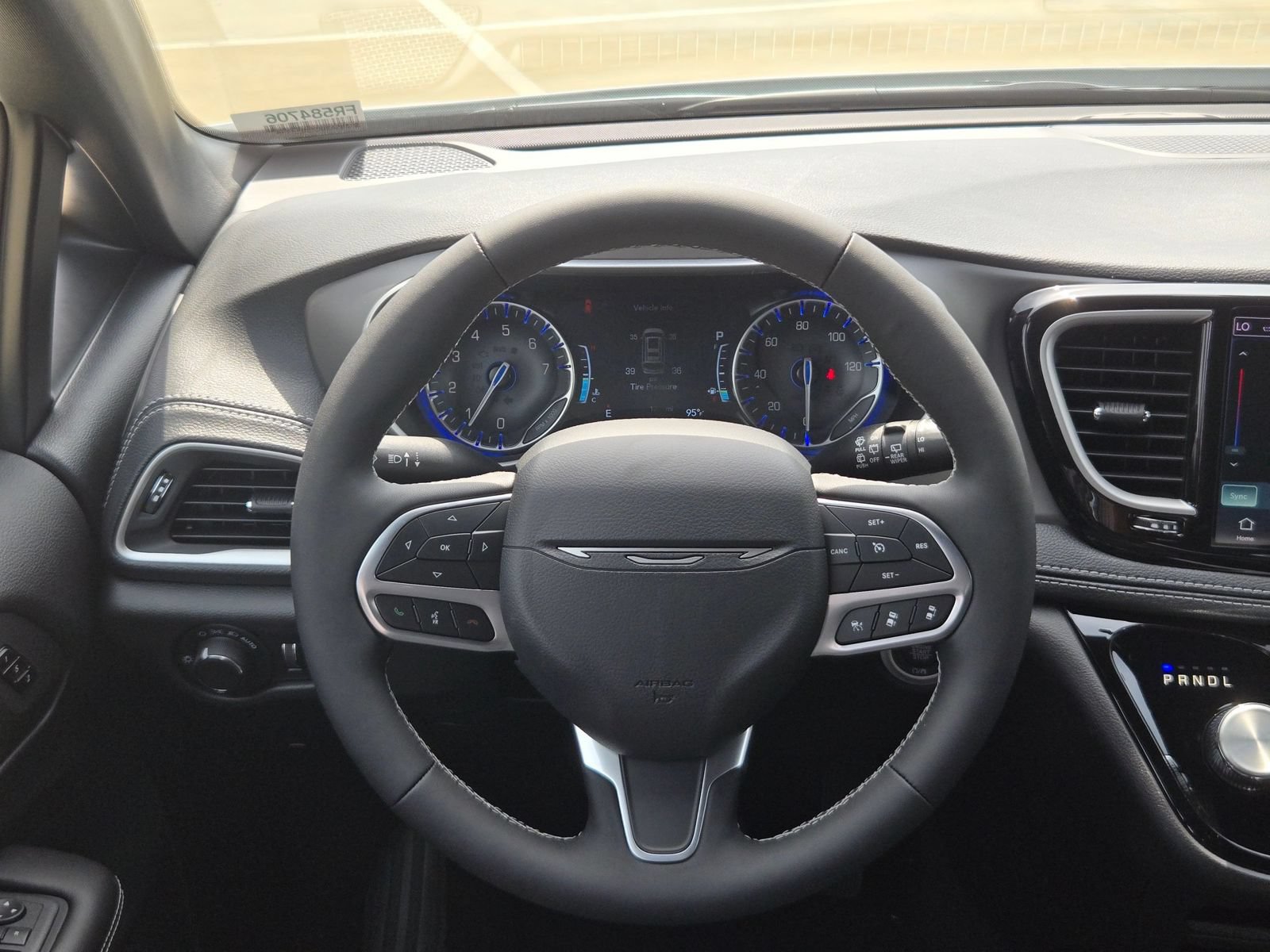 New 2027 Chrysler Pacifica Select FWD image 18