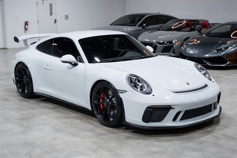 Used 2018 Porsche 911 GT3 RWD image 8