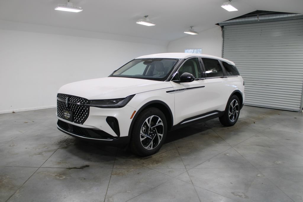 New 2026 Lincoln Nautilus Premier image 3