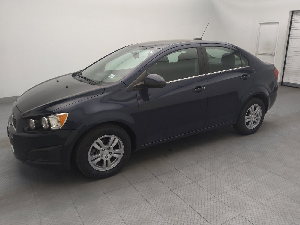 Used 2015 Chevrolet Sonic LT FWD image 2
