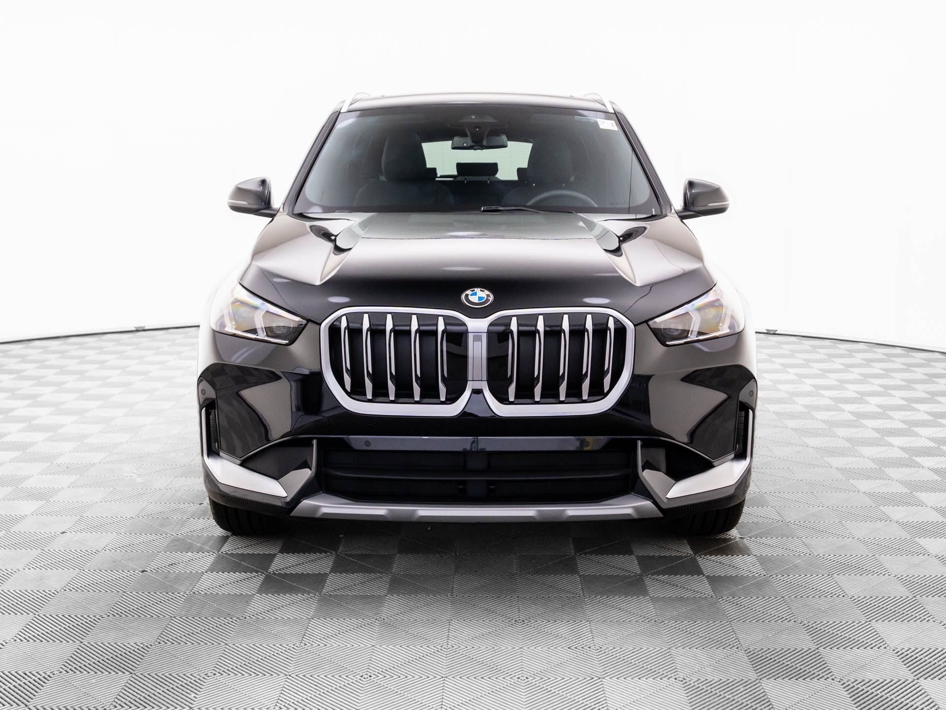 New 2026 BMW X1 xDrive28i w/ Convenience Package AWD/4WD image 9