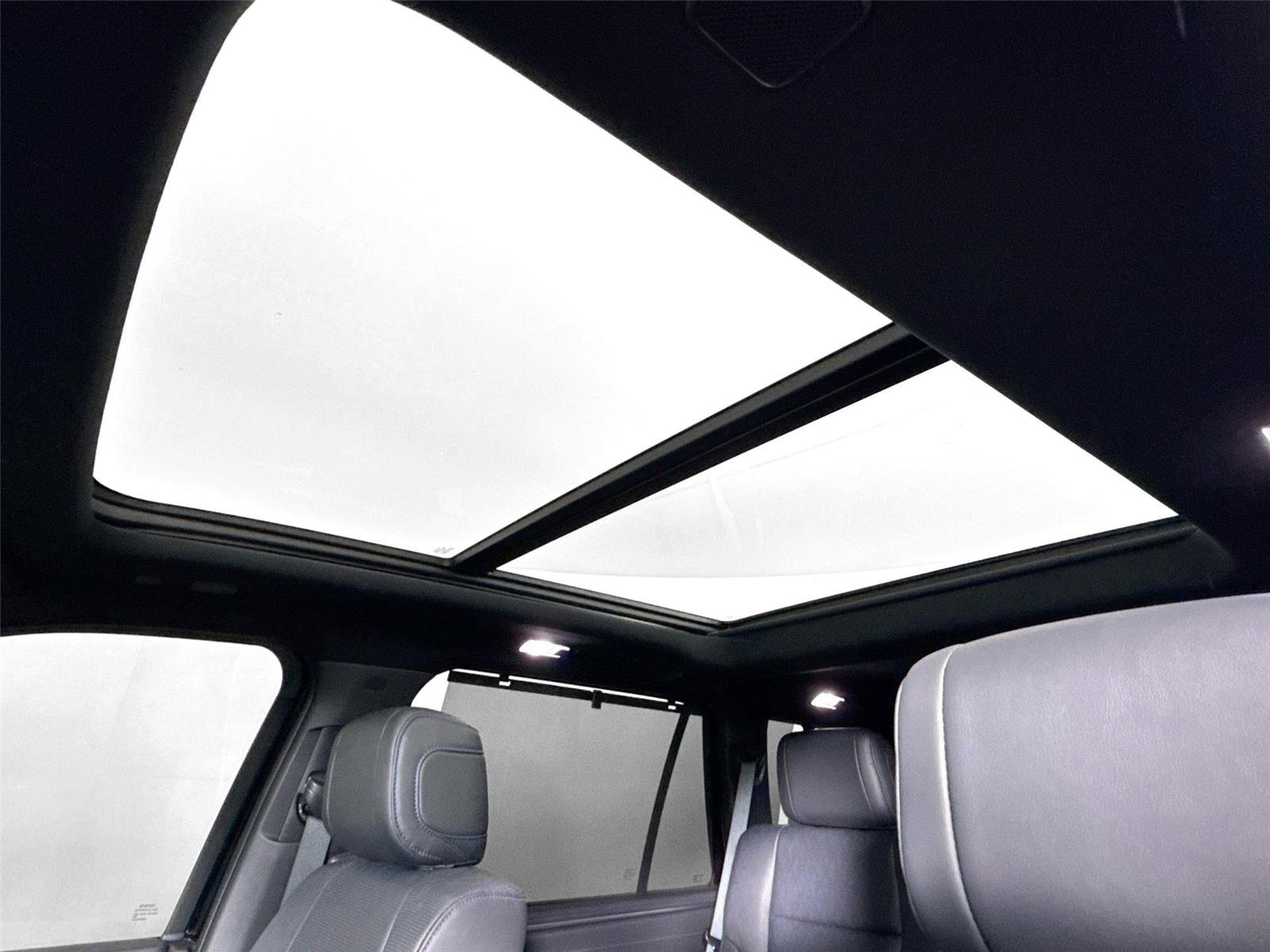 Certified 2025 Toyota Sequoia Platinum AWD/4WD image 6