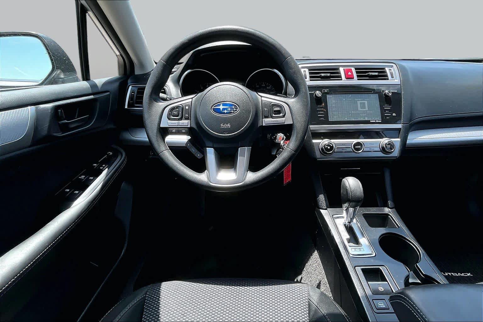 Used 2015 Subaru Outback 2.5i AWD/4WD image 6