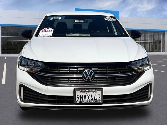 Used 2024 Volkswagen Jetta Sport FWD image 2