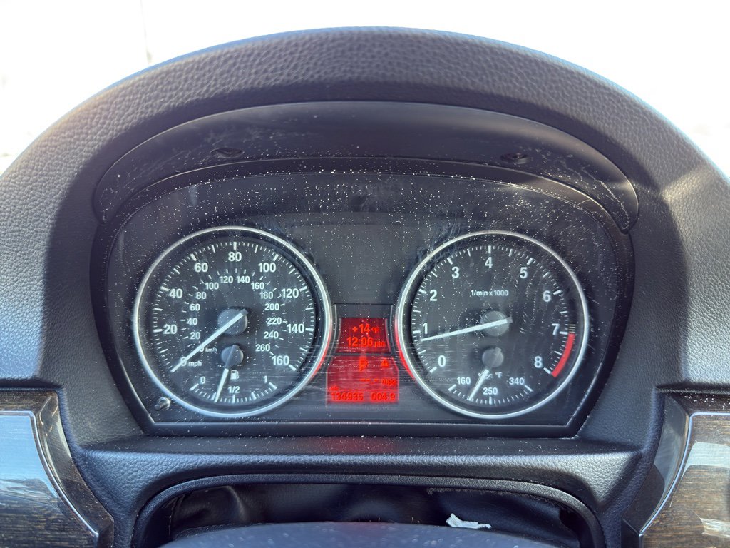 Used 2011 BMW 328i xDrive Coupe image 21