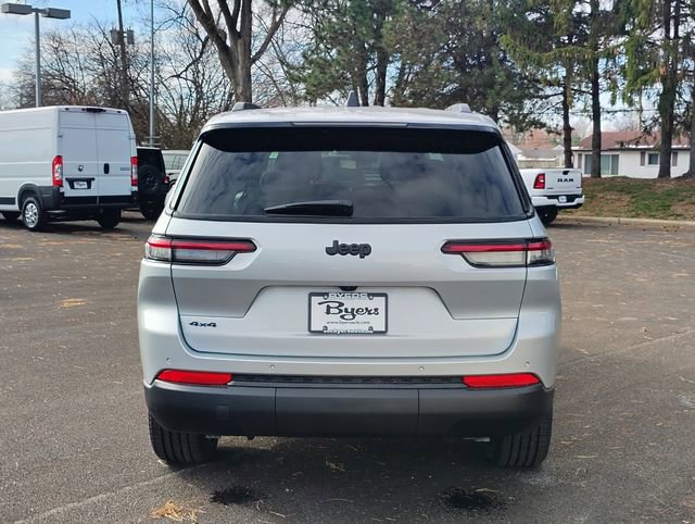 New 2025 Jeep Grand Cherokee L Altitude image 36