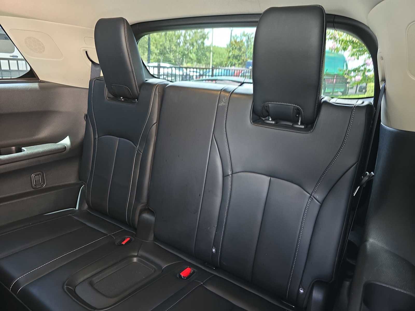 Used 2023 INFINITI QX60 Luxe w/ Cargo Package AWD/4WD image 12