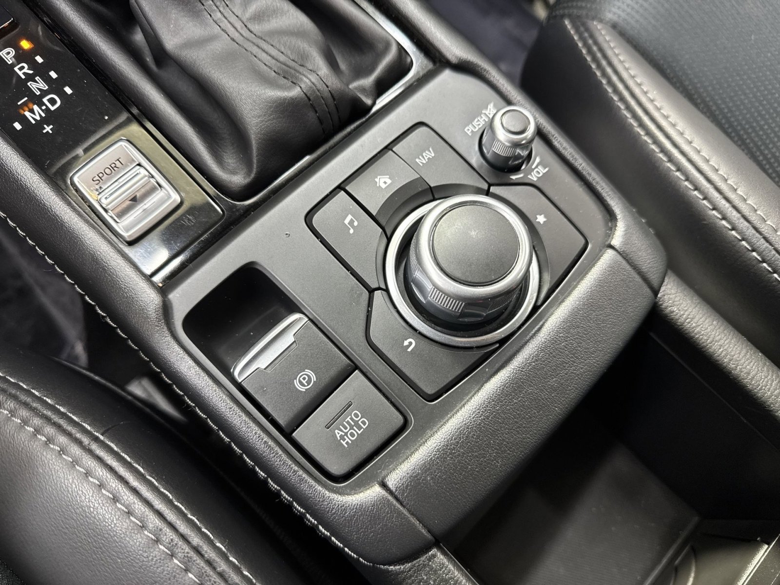 Used 2019 MAZDA CX-3 Touring image 35