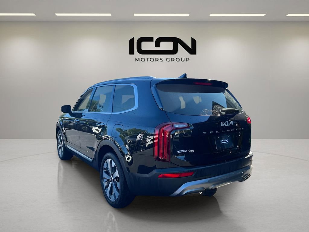 Used 2022 Kia Telluride S image 3