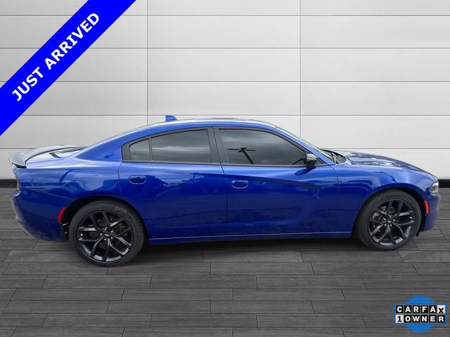 Certified 2022 Dodge Charger SXT w/ Plus Group RWD image 3