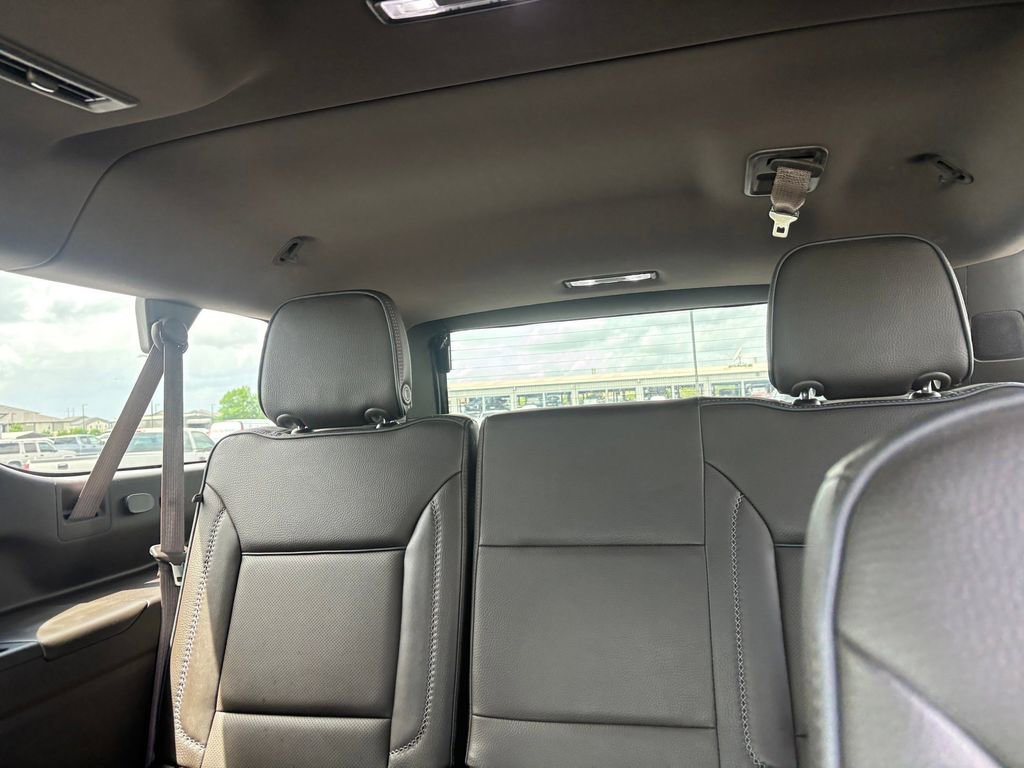 Used 2022 GMC Yukon XL Denali w/ Denali Premium Package RWD image 25