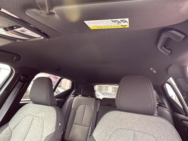 Used 2025 Volvo XC40 B5 Core w/ Protection Package AWD/4WD image 28