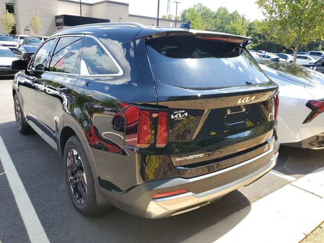 Certified 2026 Kia Sorento S FWD image 7