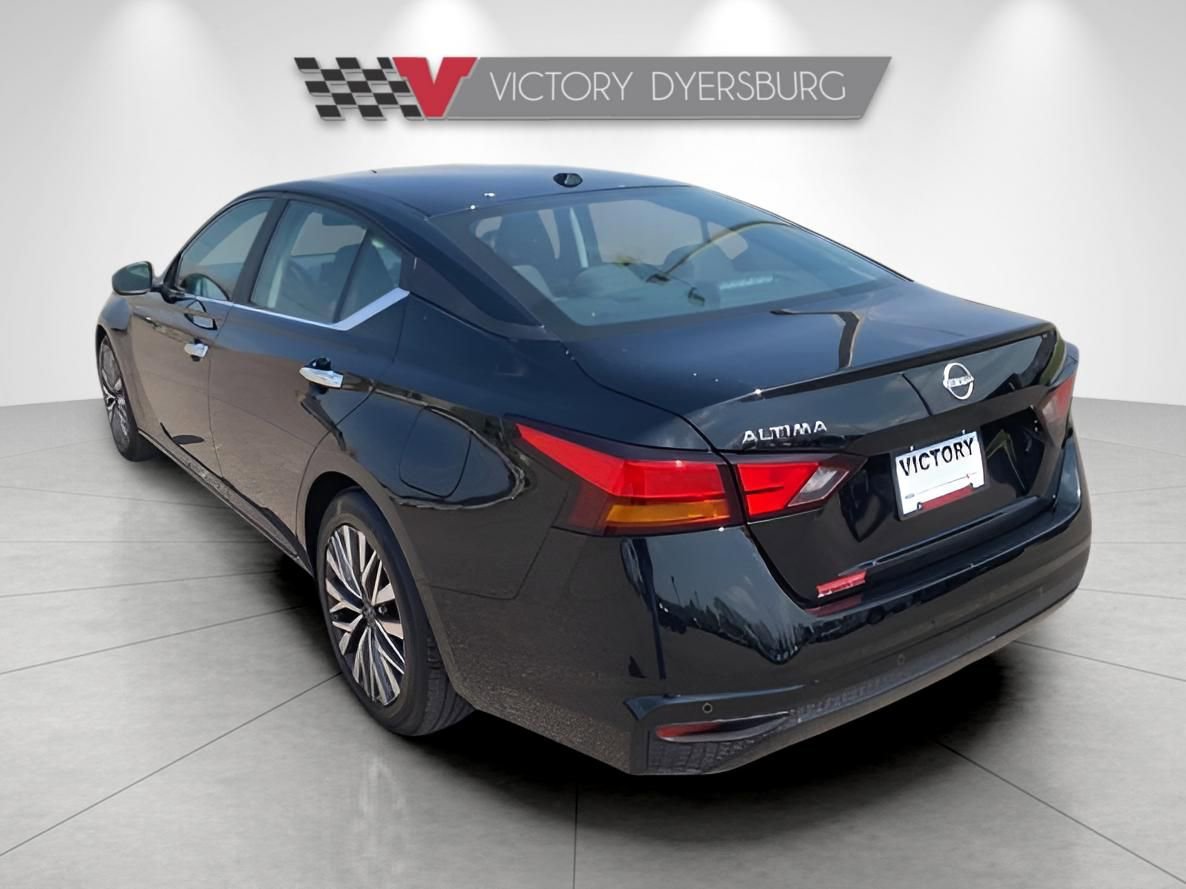 Used 2025 Nissan Altima 2.5 SV image 6