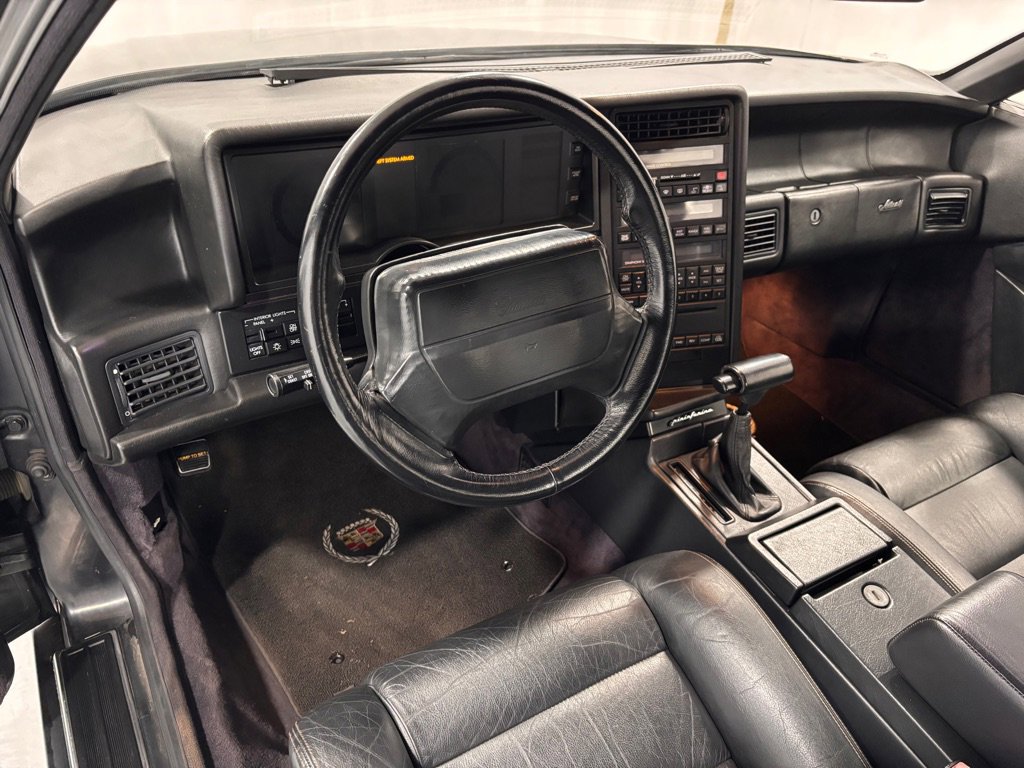 Used 1992 Cadillac Allante image 9