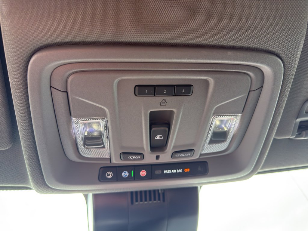 Used 2024 Chevrolet Silverado 1500 LT image 25