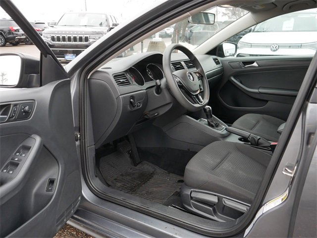 Used 2015 Volkswagen Jetta S image 12