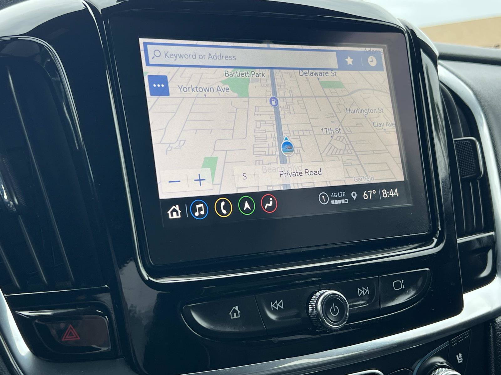 Used 2023 Chevrolet Traverse Premier FWD image 13