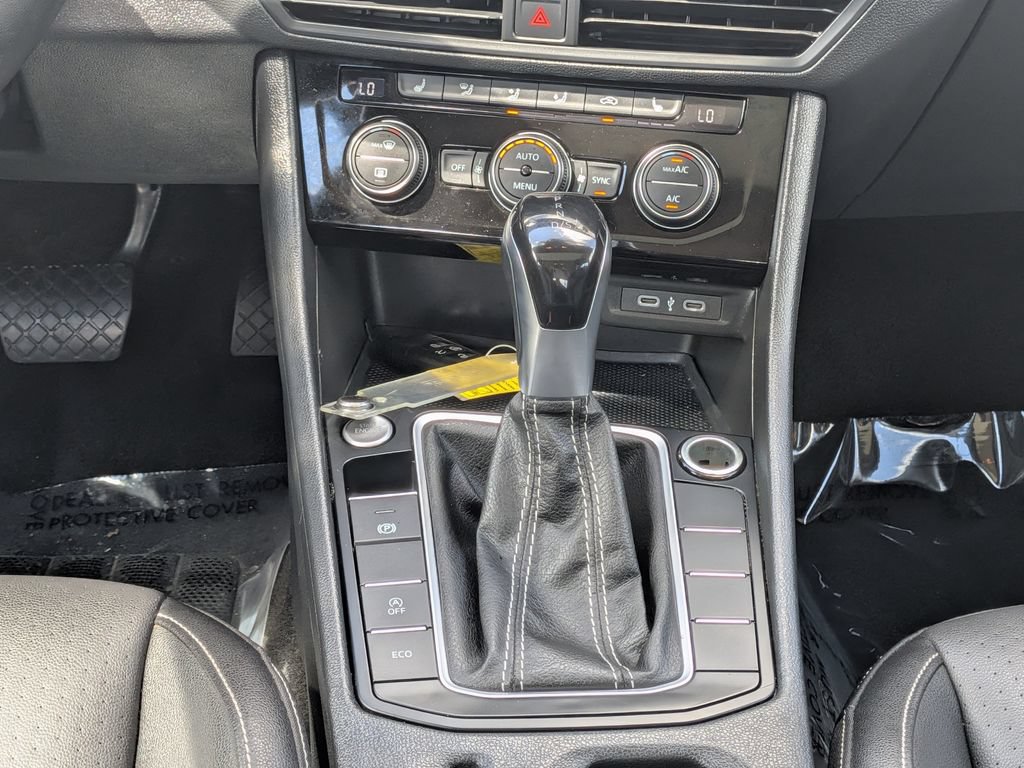 Used 2024 Volkswagen Jetta SE FWD image 16
